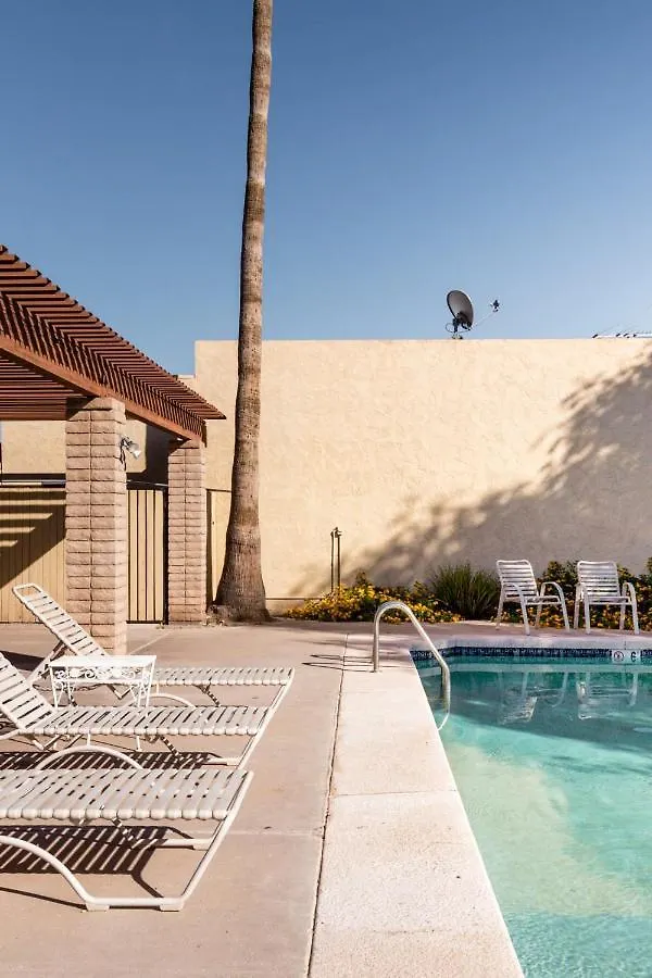 Central Phoenix Townhome 0*,  США